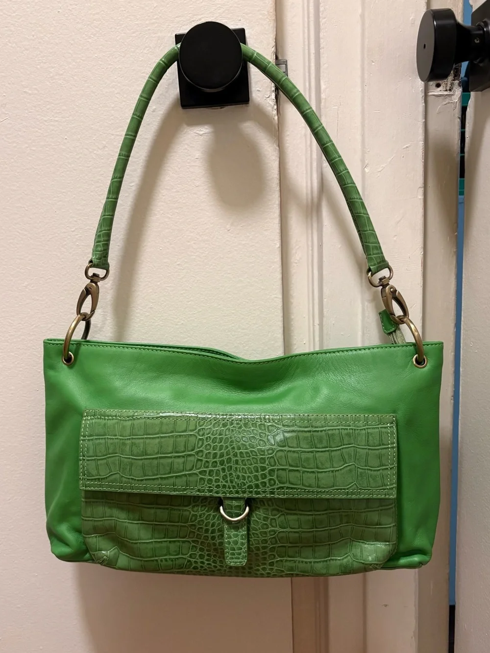 Vintage Sondra Roberts Vibrant Green Leather Shoulder Bag